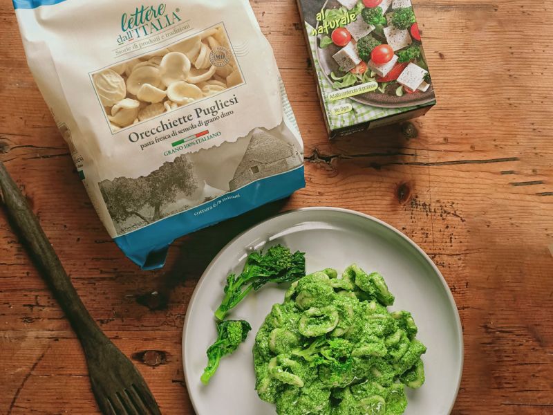 Orecchiette con crema di cime di rapa e tofu