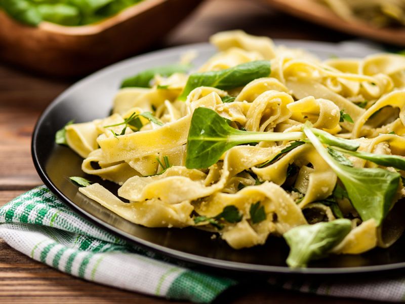Tagliatelle al pesto di rucola