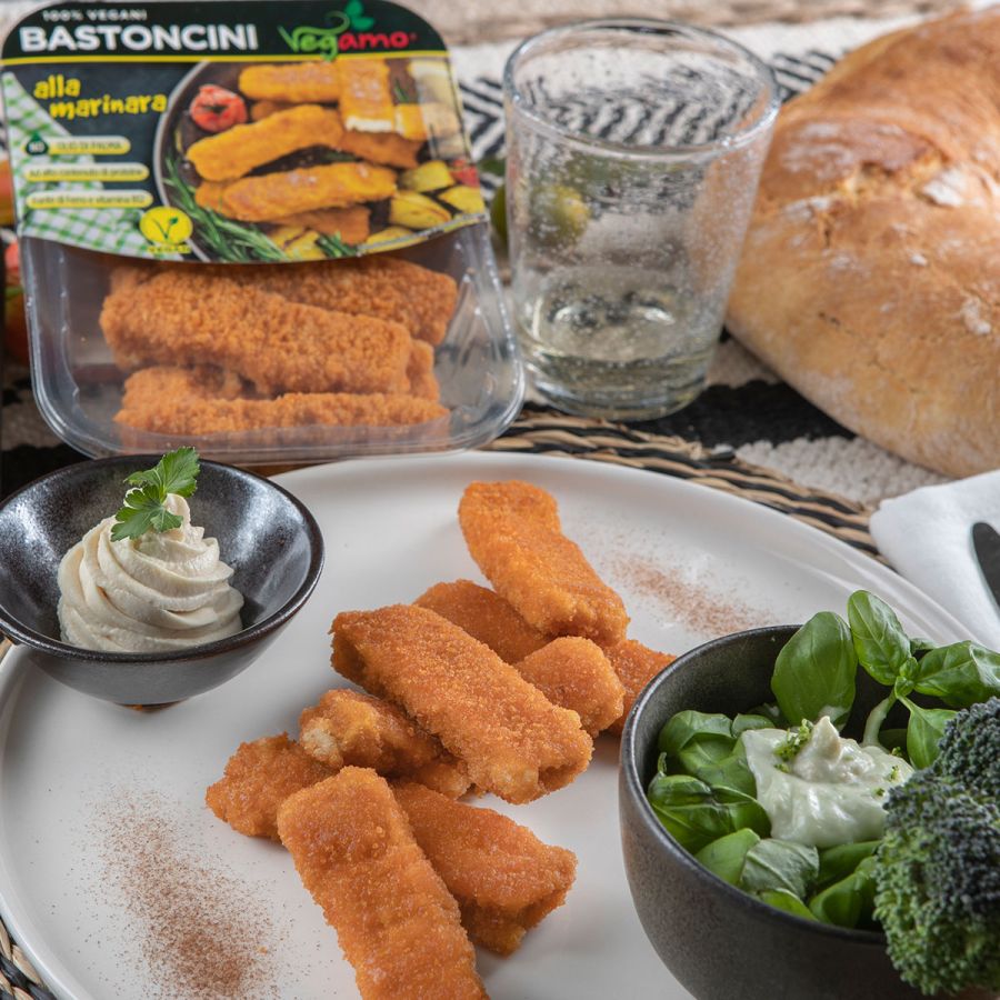 Bastoncini con maionese all’anice stellato e hummus di ceci alla menta