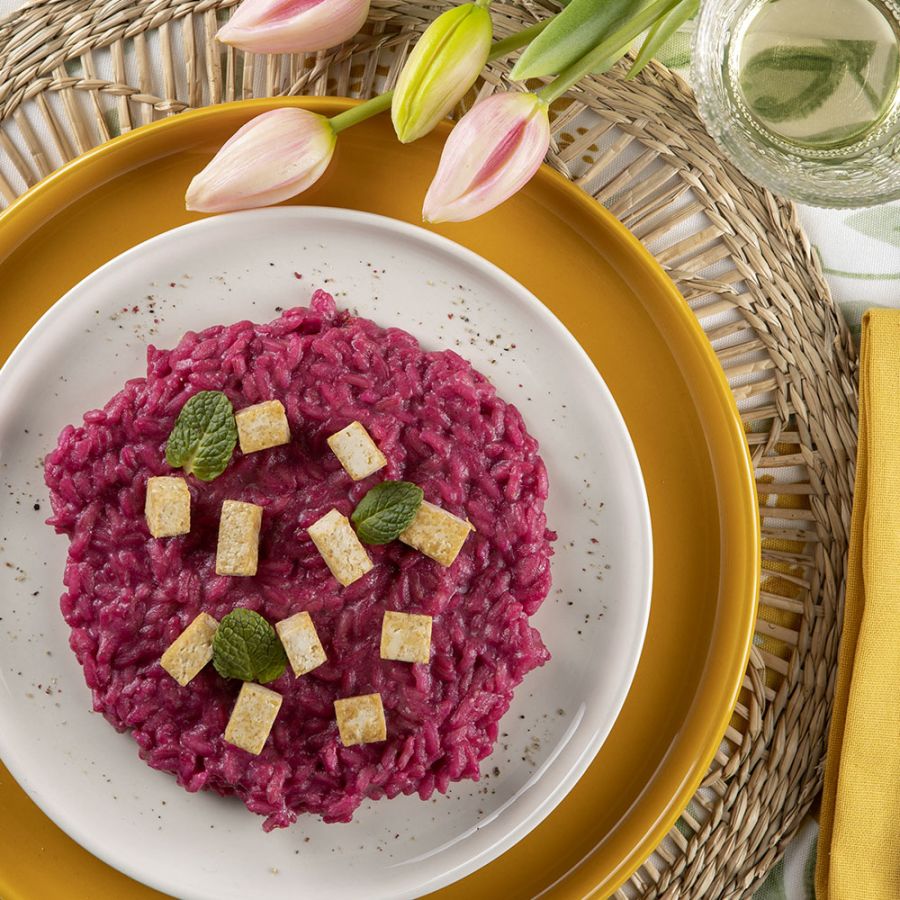 Risotto alla rapa rossa e tofu croccante