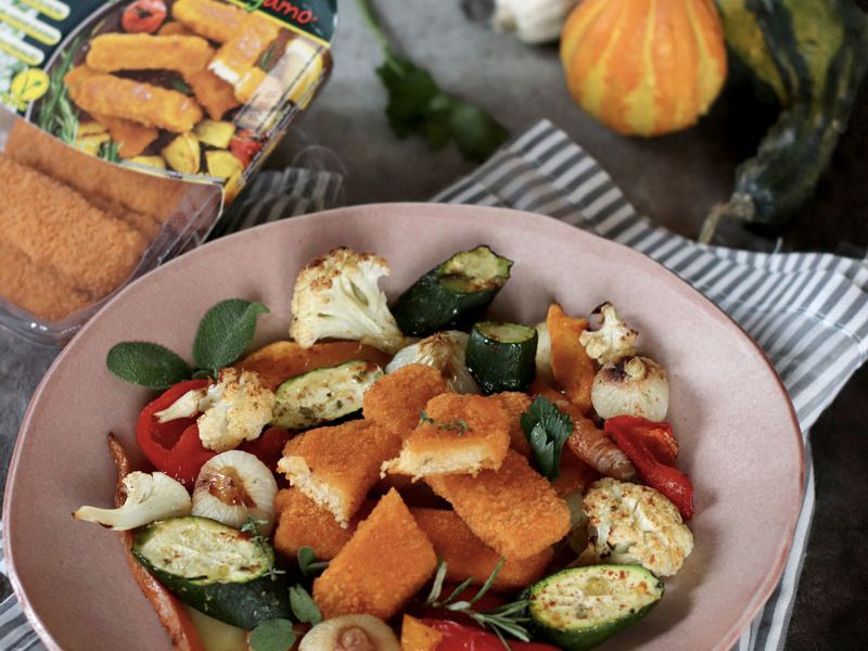 Bastoncini alla marinara con roast di verdure autunnali