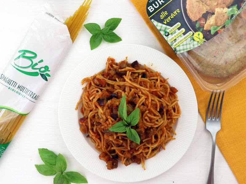 Spaghetti al ragù di melanzane