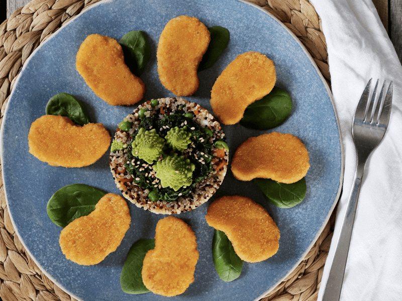 Nuggets di soia con quinoa alle verdure