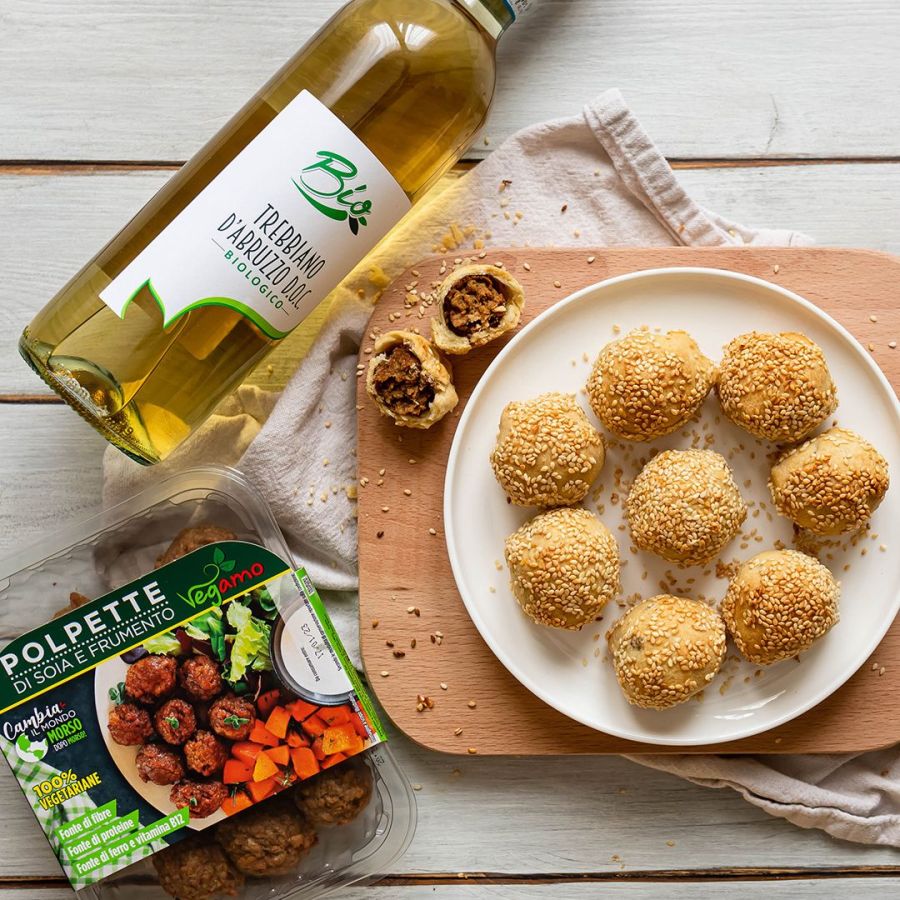 Polpettine in crosta con semi di sesamo