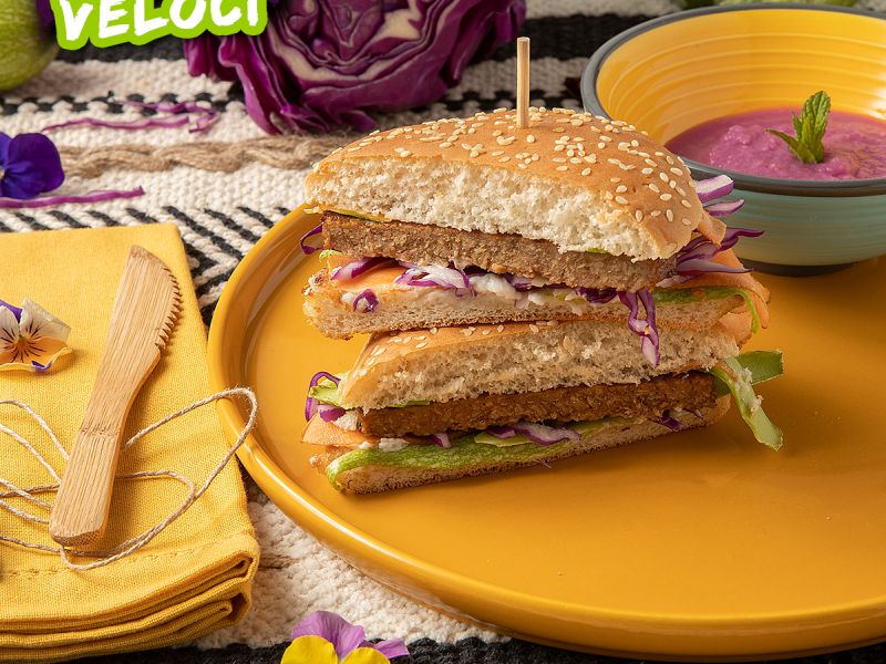 Burger con cruditè di verdure