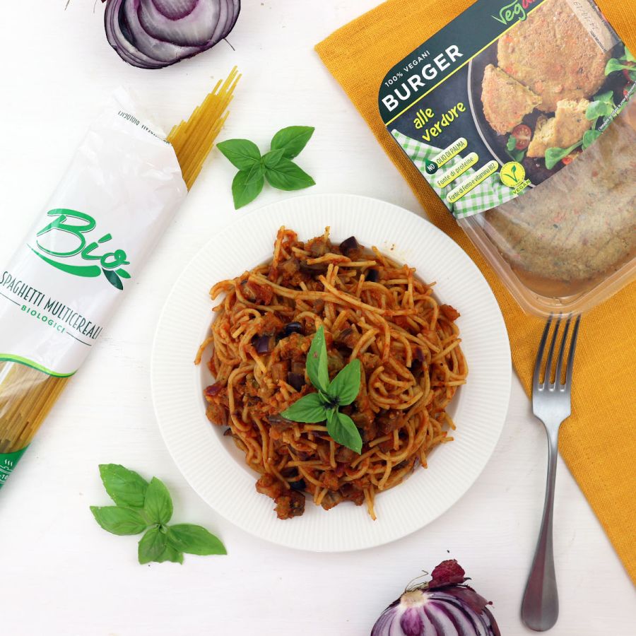 Spaghetti al ragù di melanzane
