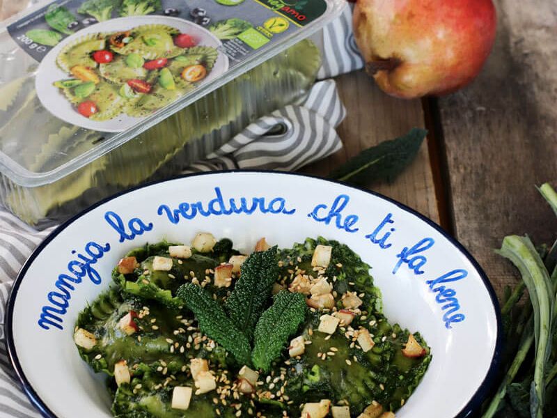 Mezzelune con broccoli al cavolo nero e pere