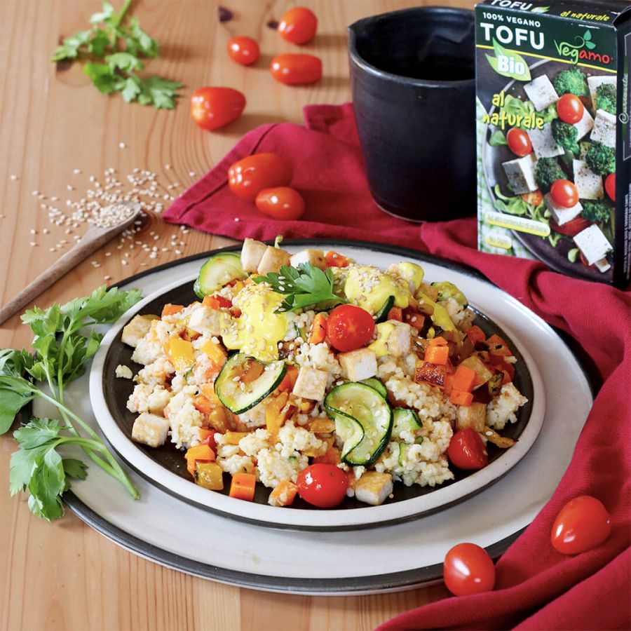 Bulgur con tofu e verdure al curry
