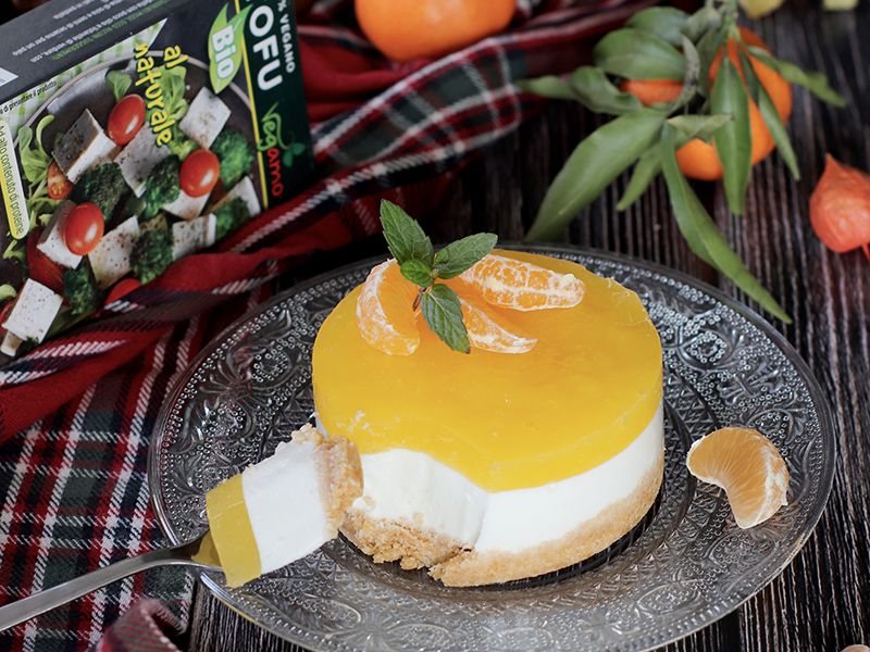 Cheesecake vegan al cioccolato bianco e mandarino