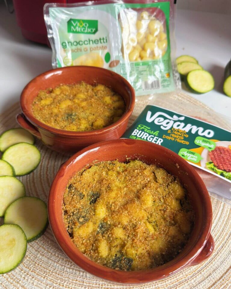 Immagine anteprima ricetta Gnocchi al forno con crema di zucchine e burger vegano