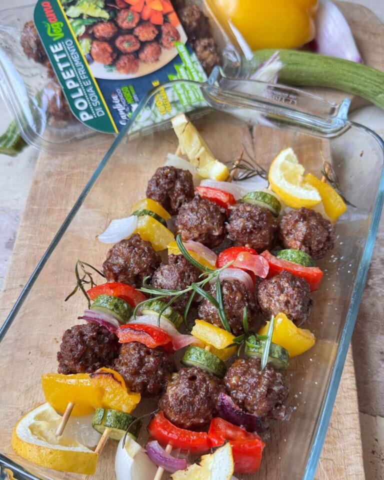 Immagine anteprima ricetta Spiedini vegetariani con polpette e verdure