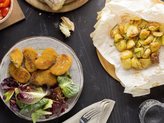 Nuggets di soia al forno con salsa barbecue vegan